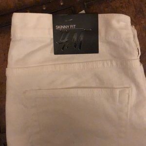 Men’s White H&M Pants - Skinny Fit - Size 31